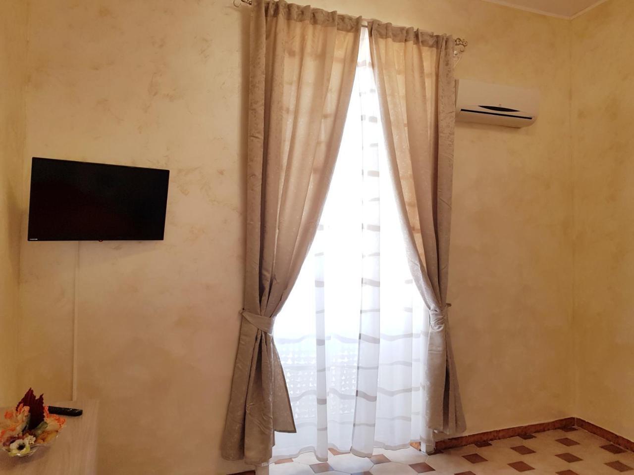 Duomo Central Loft Наполи Екстериор снимка