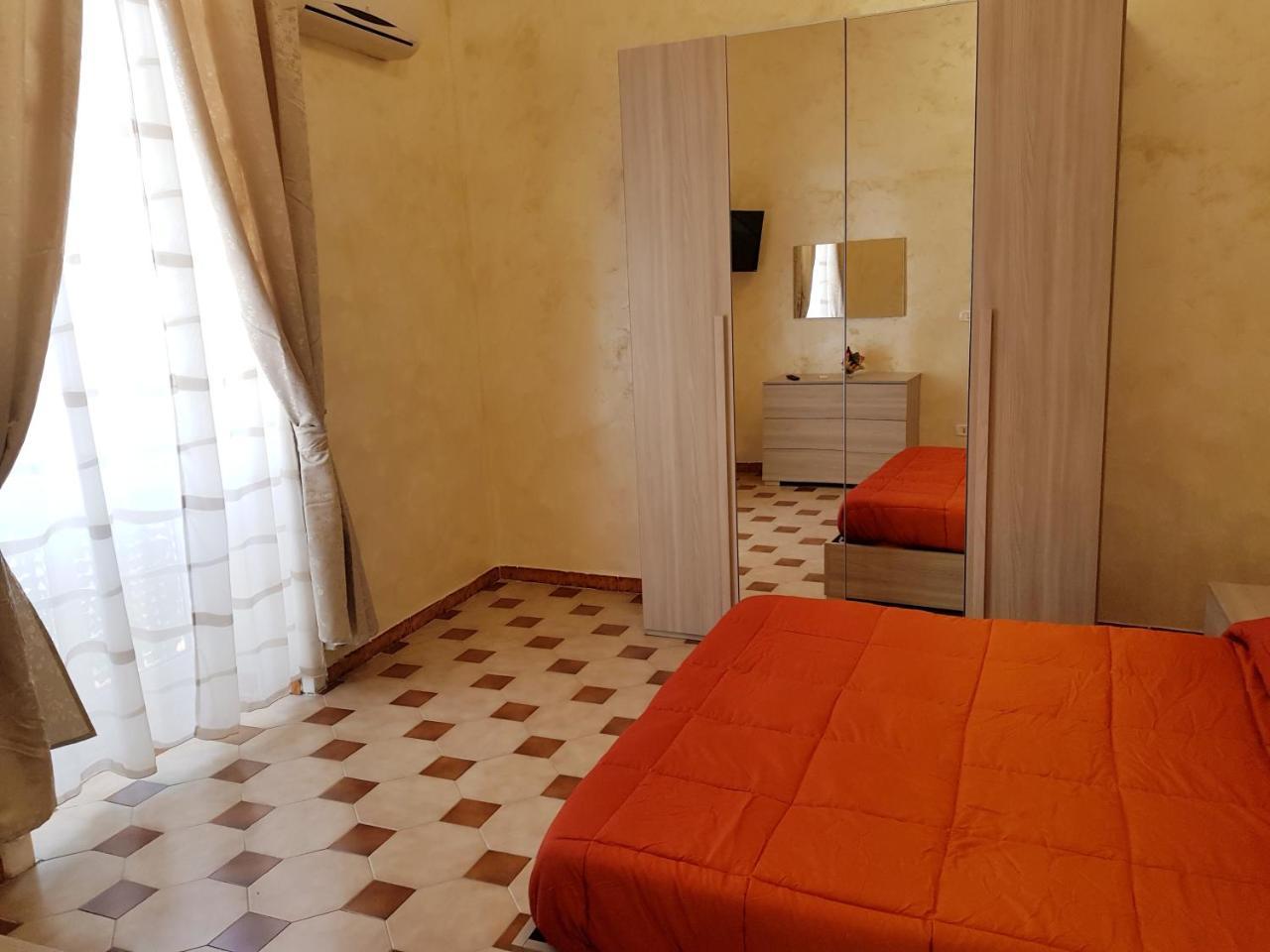Duomo Central Loft Наполи Екстериор снимка